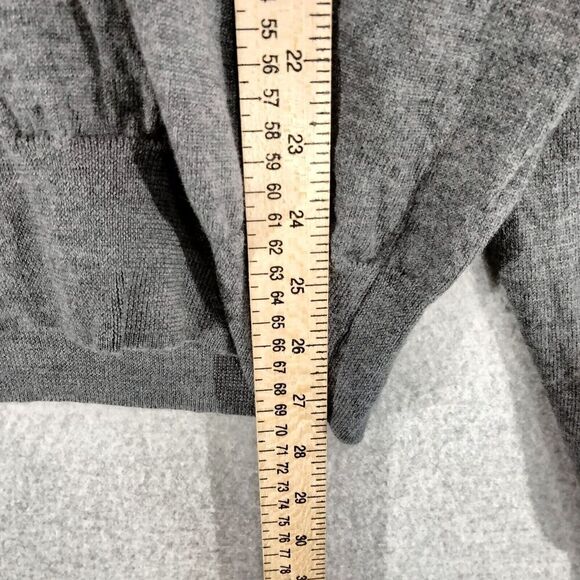 Peter Millar Sweater Mens Size Large 100% Merino Wool V-Neck Gray Pullover Warm - Picture 4 of 10
